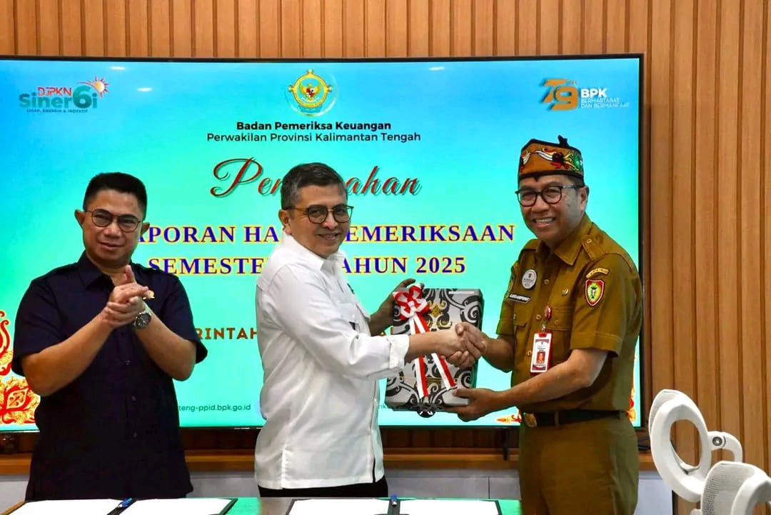 BPK Serahkan LHP Semester II 2025, Tata Kelola Pajak Pemprov Kalteng Disorot