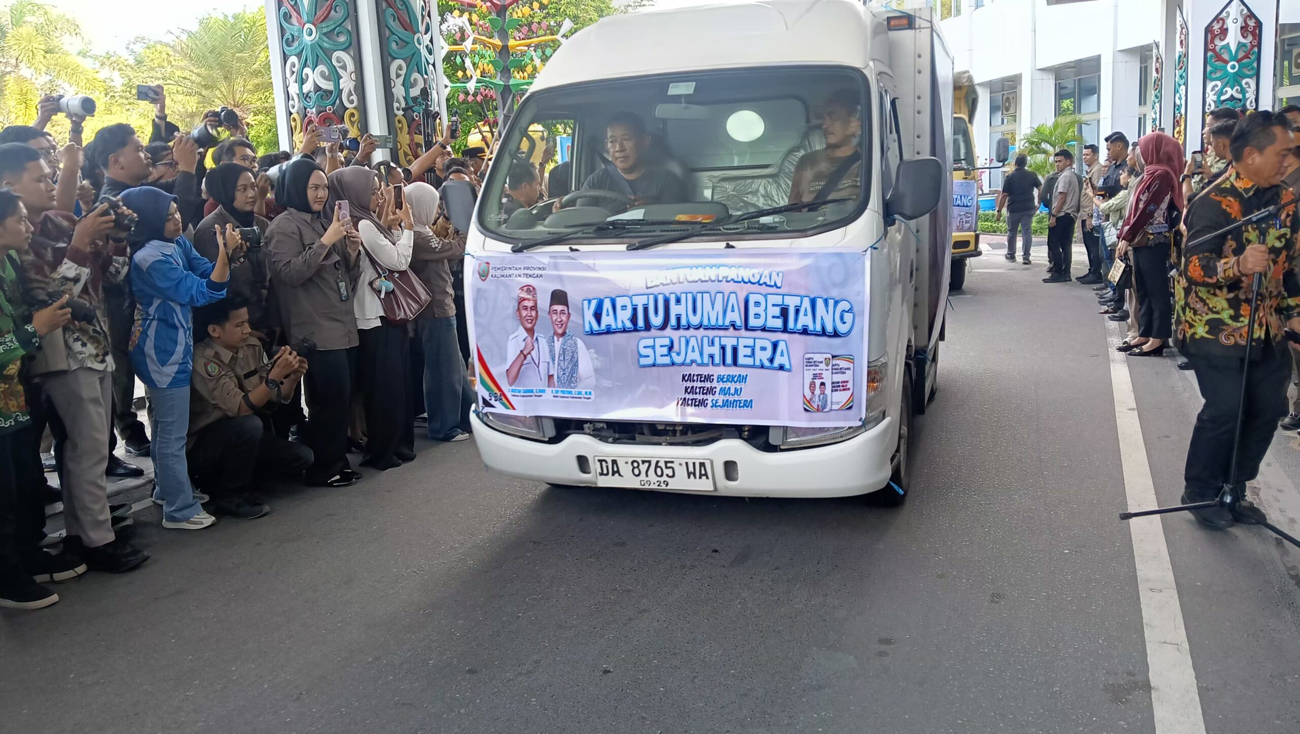 Pemprov Kalteng Lepas Bansos KHBS, Sasar 300 Ribu KK