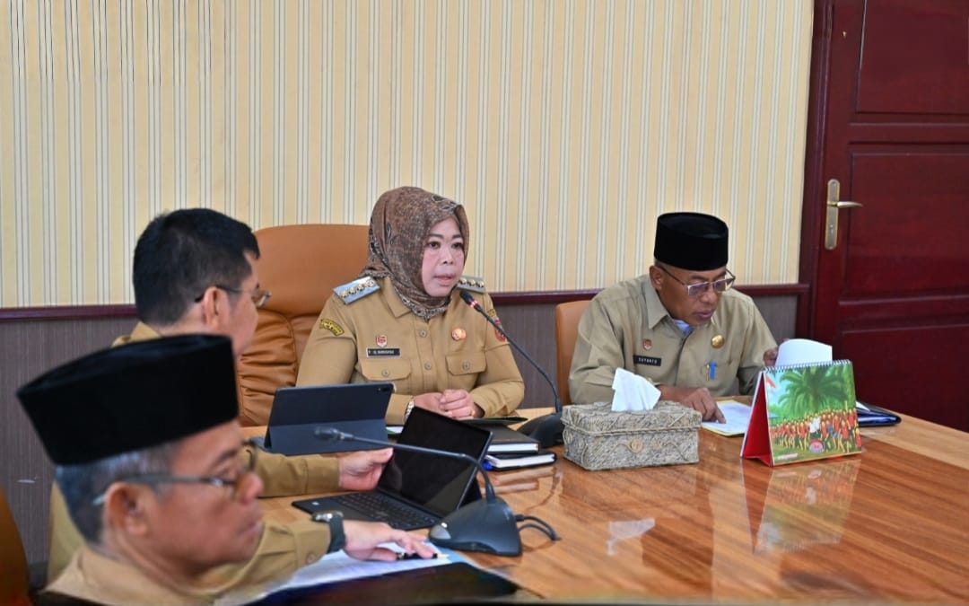 Bupati-Wabup Kobar Pimpin Evaluasi Keuangan Daerah, Tekankan Transparansi dan Pelayanan Publik