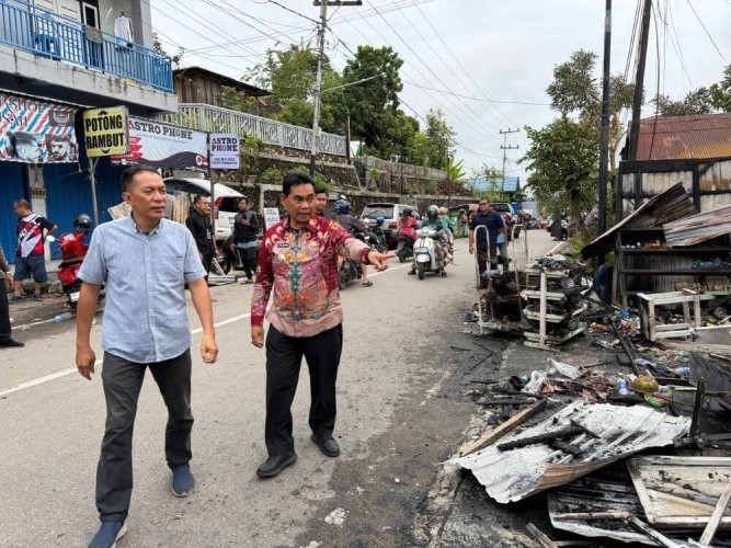 Tinjau Lokasi Kebakaran, Bupati Tekankan Penanganan Cepat