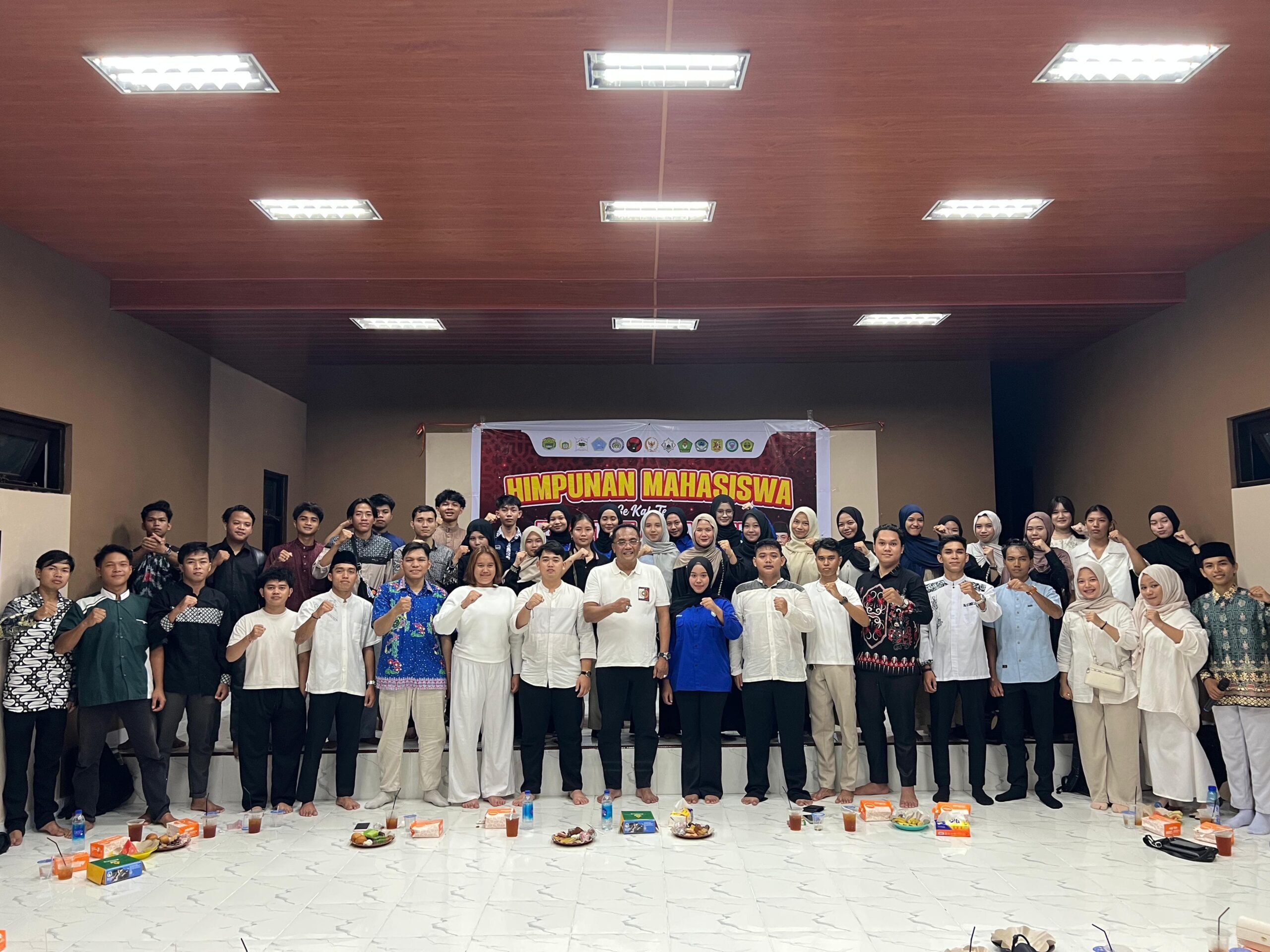 Pererat Silaturahmi, Mahasiswa HIMA se-Kalteng Berbagi Takjil dan Gelar Buka Puasa Bersama