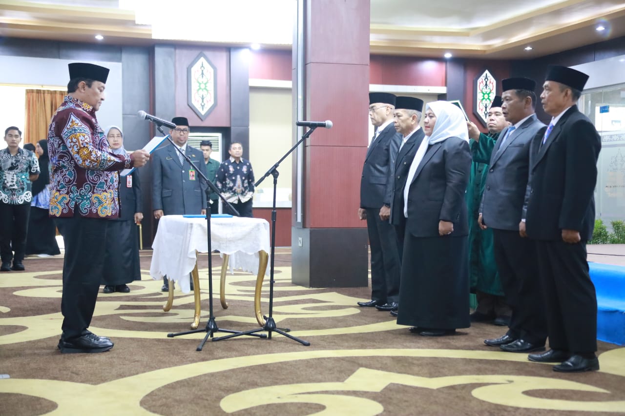 Wakil Gubernur Kalteng Lantik Pimpinan BAZNAS Periode 2025–2030