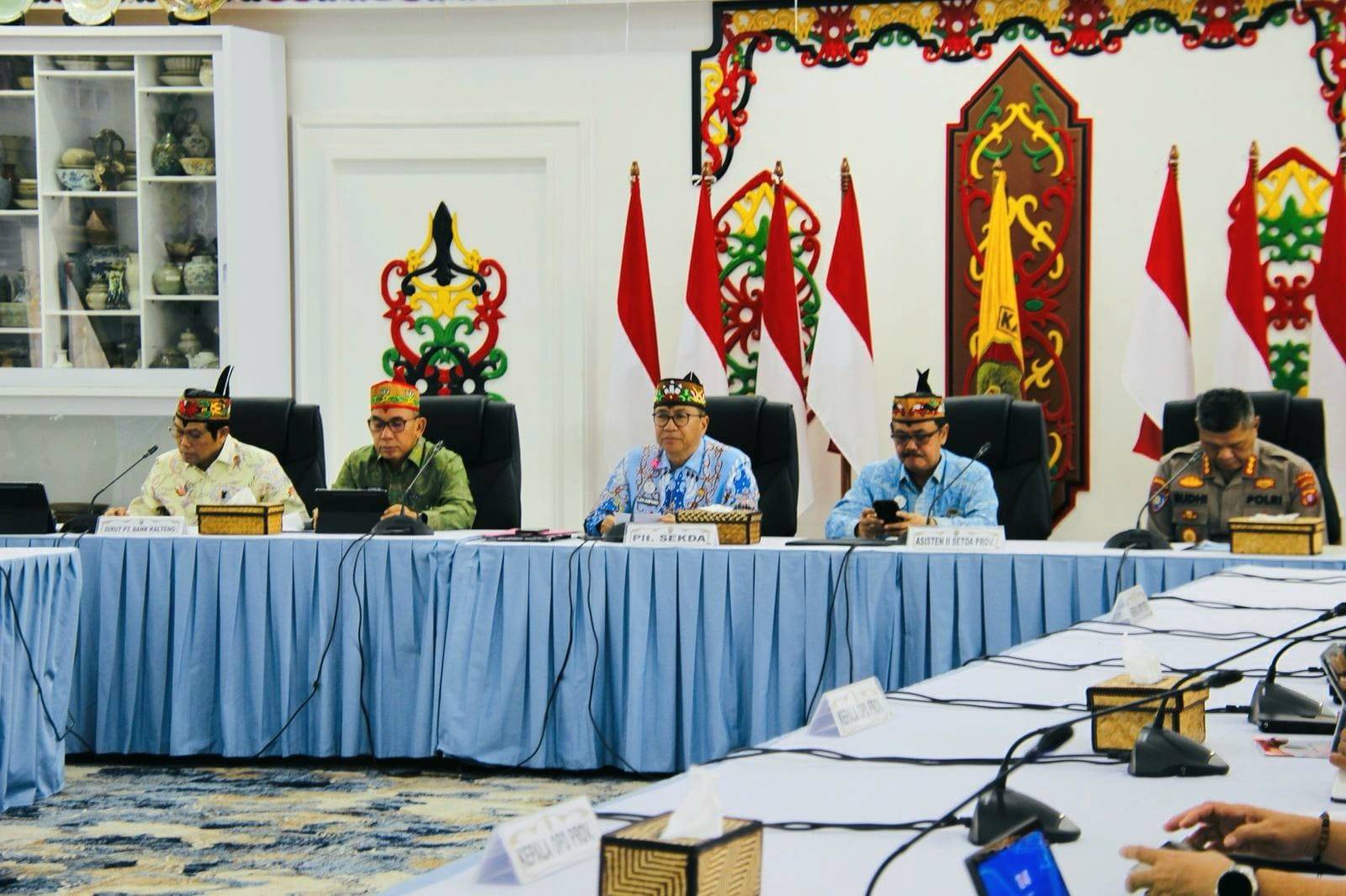 Leonard Ampung Pimpin Rakor Program KHBS di Istana Isen Mulang