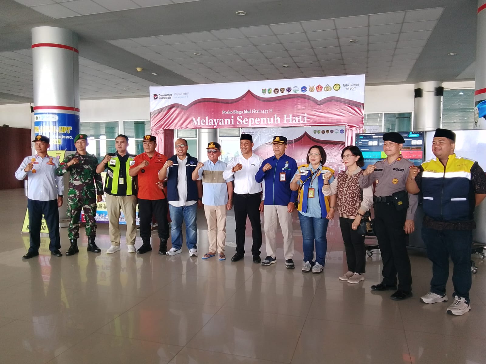 Gubernur Kalteng Tinjau Kesiapan Angkutan Lebaran di Bandara