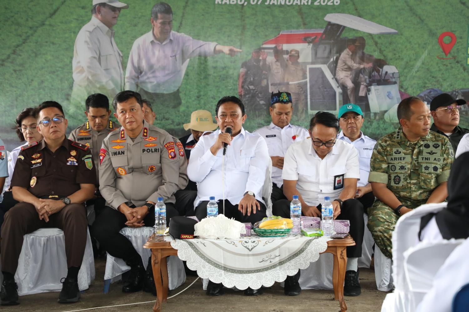 Wagub Kalteng Ikuti Panen Raya Nasional, Tegaskan Komitmen Ketahanan Pangan