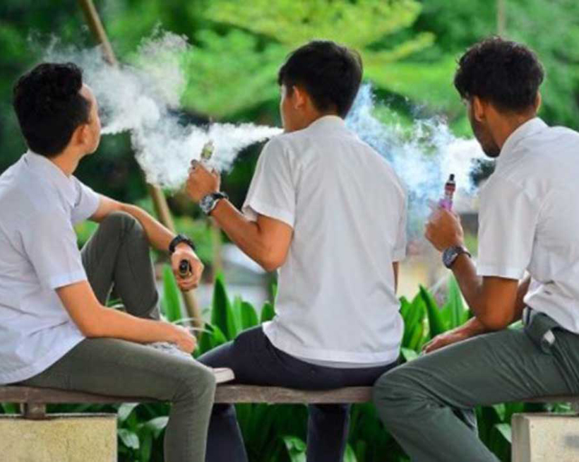 anak sekolah vape