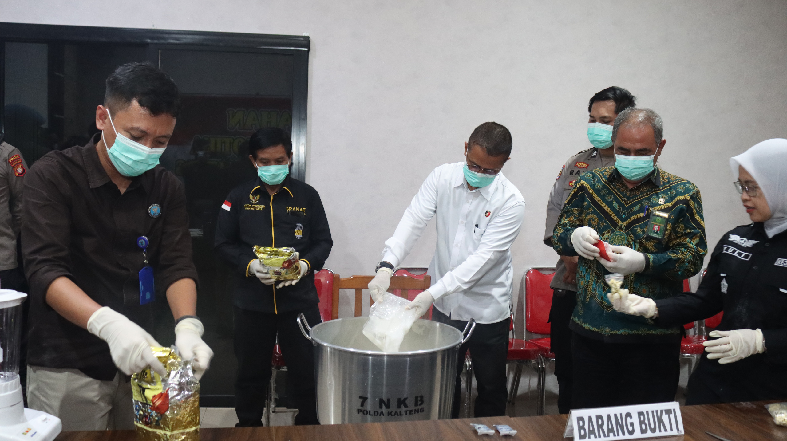 5,4 Kg Sabu Dimusnahkan, Polda Kalteng Klaim Selamatkan Puluhan Ribu Jiwa