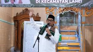 Shalahuddin Salurkan Bantuan, Ajak Warga Jaga Kebersamaan