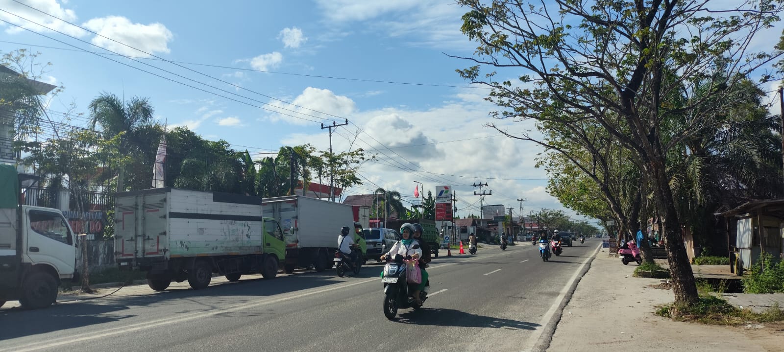 Antrean SPBU ‘Makan’ Jalan Umum, Warga Dukung Kebijakan Pemko Palangka Raya