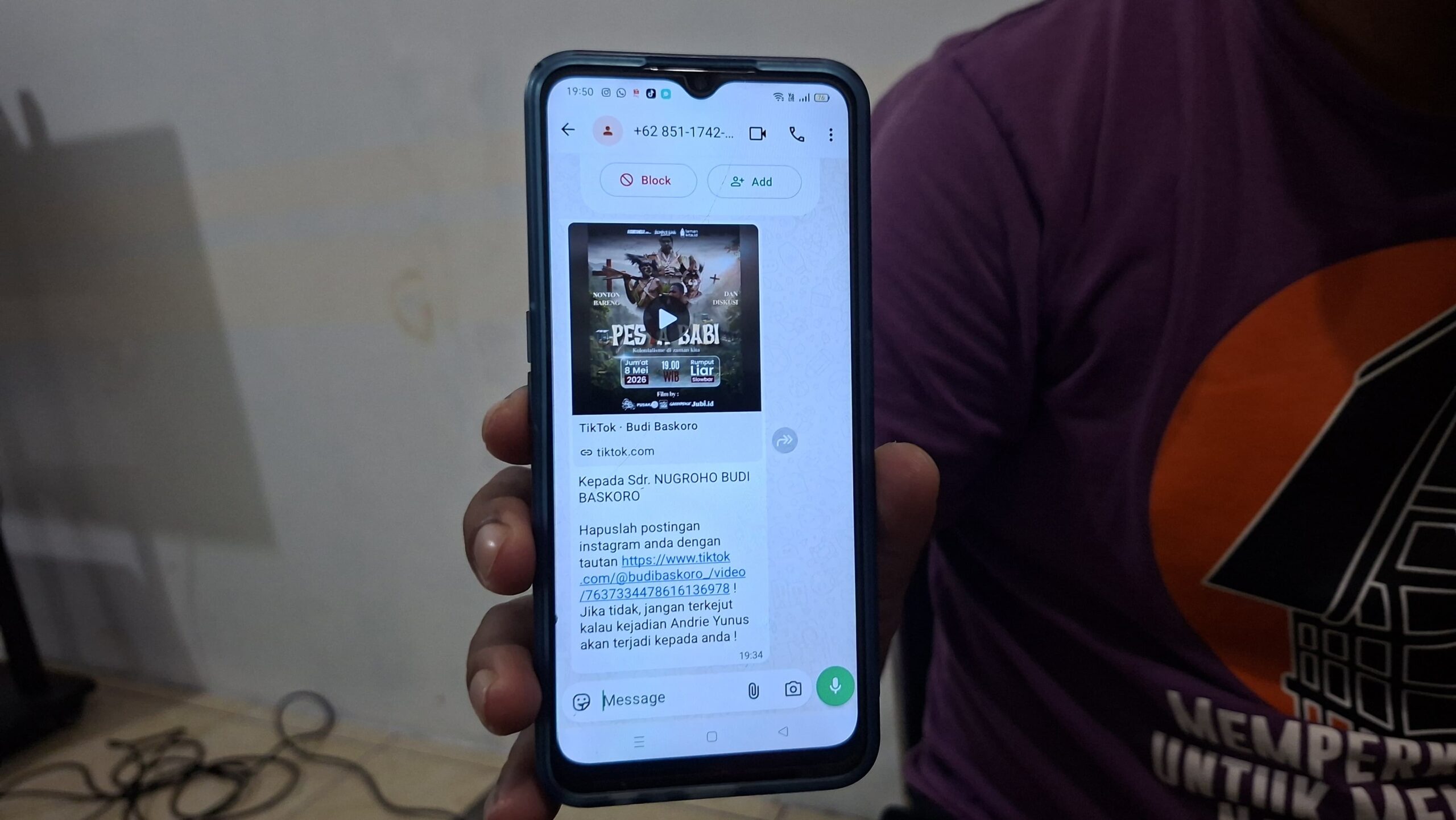 Jurnalis Kalteng Diancam Usai Unggah Flyer Nobar Pesta Babi