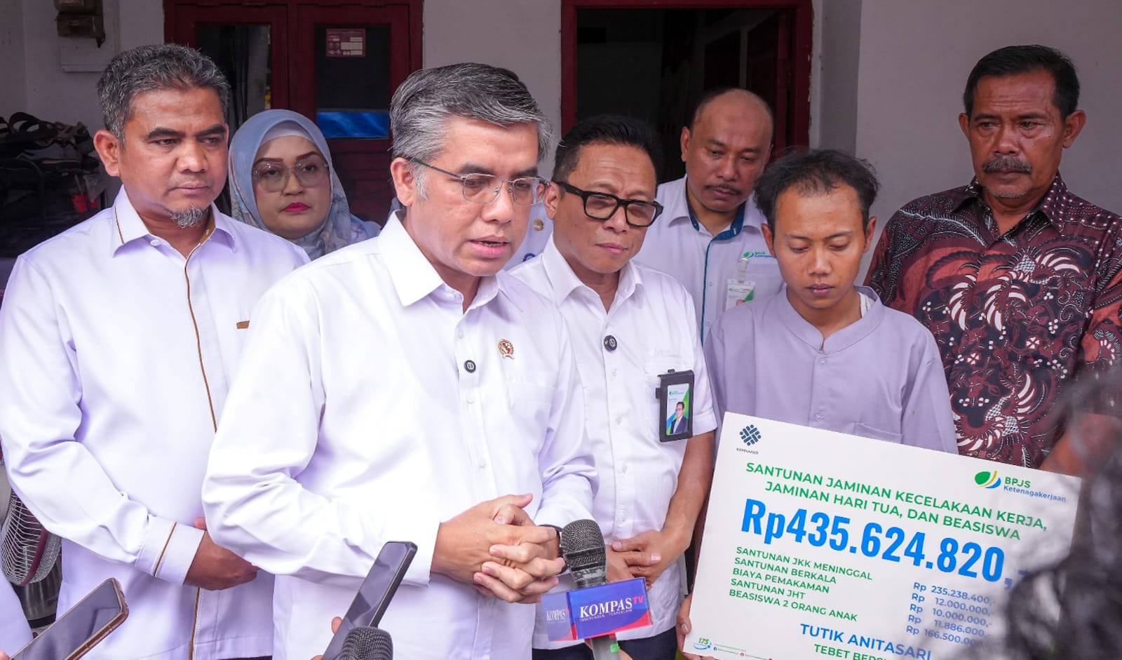 Menaker Yassierli: Tidak Ada Pekerja yang Boleh Tertinggal dari Jaminan Sosial