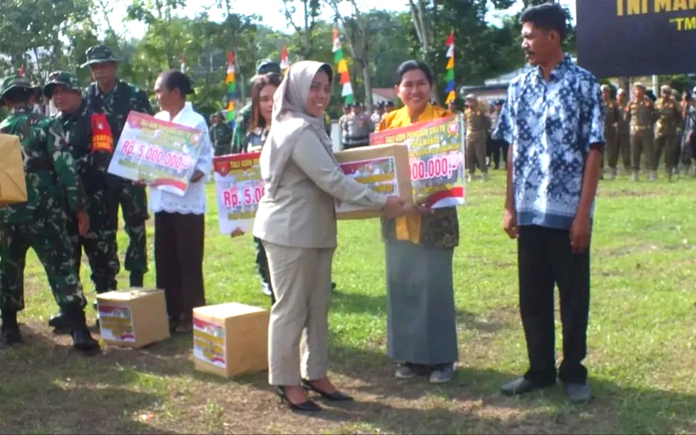 Waket DPRD Kobar Sri Lestari Hadiri Penutupan TMMD Ke-128, Apresiasi Sinergi TNI dan Warga