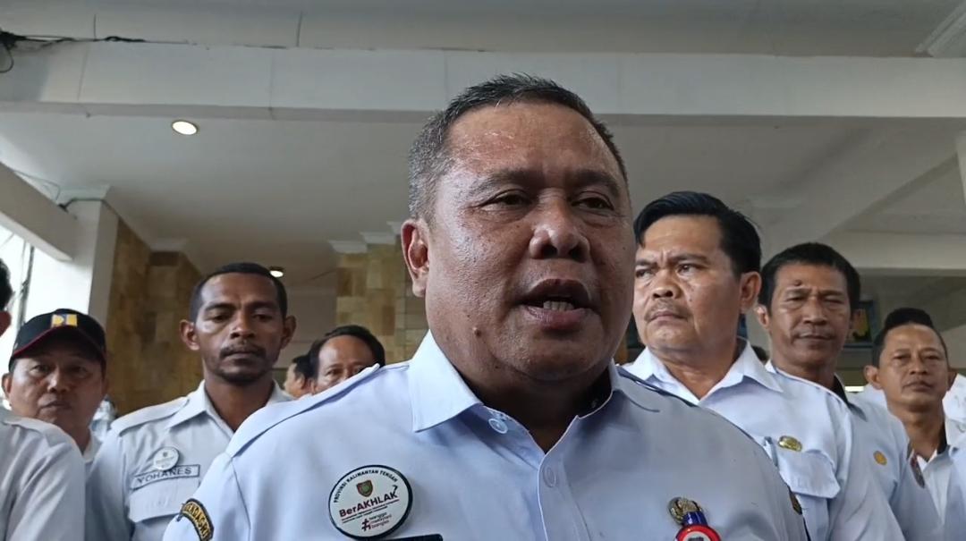 PUPR Kalteng Bantah Cat Jalan Biru Gagal dan Rugikan Negara