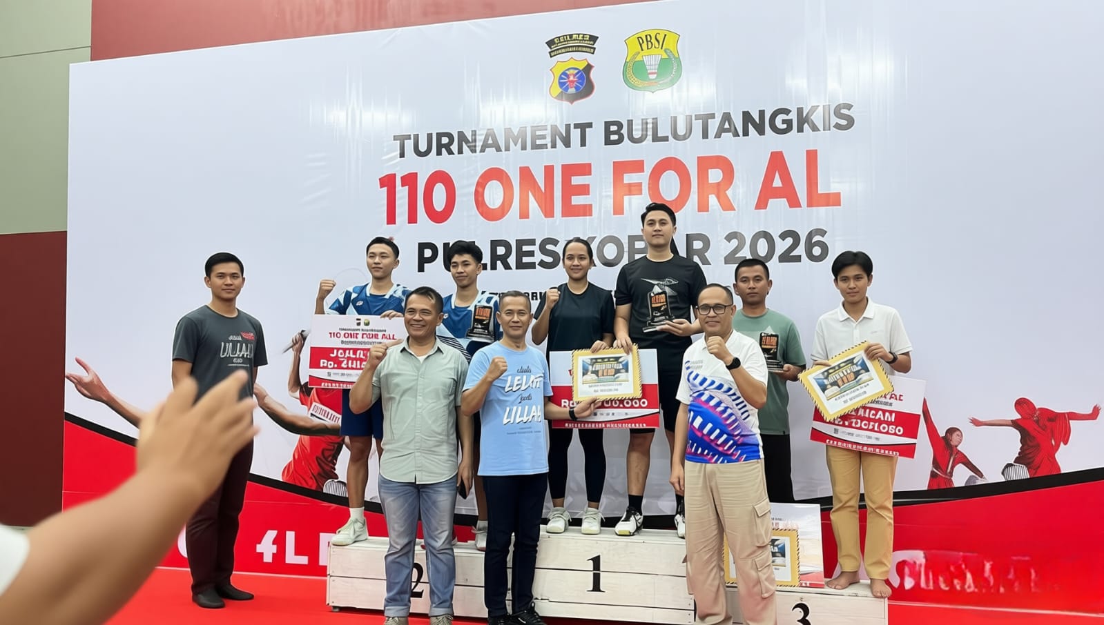 Ketua Harian KONI Kobar Raih Juara Tiga, Turnamen Bulutangkis Polres Jadi Ajang Pemanasan Porprov