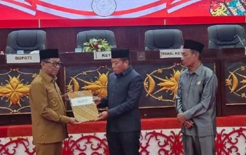 DPRD Murung Raya Setujui Raperda Pertanggungjawaban APBD 2025, Beri Lima Catatan untuk Pemkab