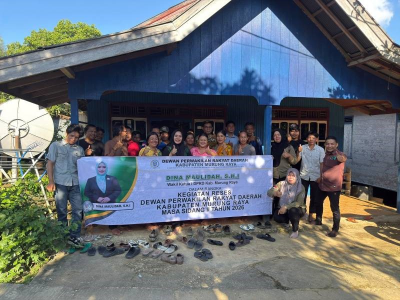 Dina Maulidah Serap Aspirasi Warga Desa Makunjung Saat Reses