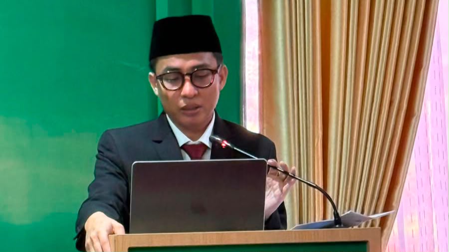 Wakil Dekan FEBI UIN Palangka Raya Raih Gelar Doktor Lewat Riset Ekonomi Syariah di Sungai Barito
