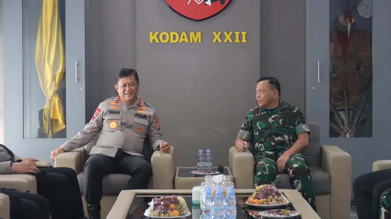 Kapolda Temui Pangdam XXII/Tambun Bungai, Tegaskan Komitmen Jaga Kekompakan TNI-Polri