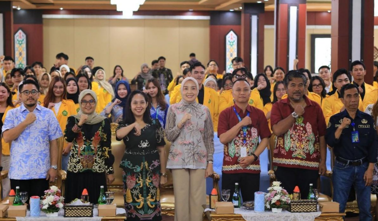 Ketua TP-PKK Kalteng Ajak Alumni FH UPR Perkuat Kontribusi untuk Masyarakat