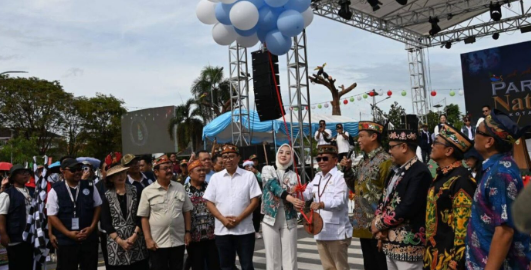 Agustiar Sabran Ajak Warga Kalteng Rawat Perdamaian Lewat Semangat Natal