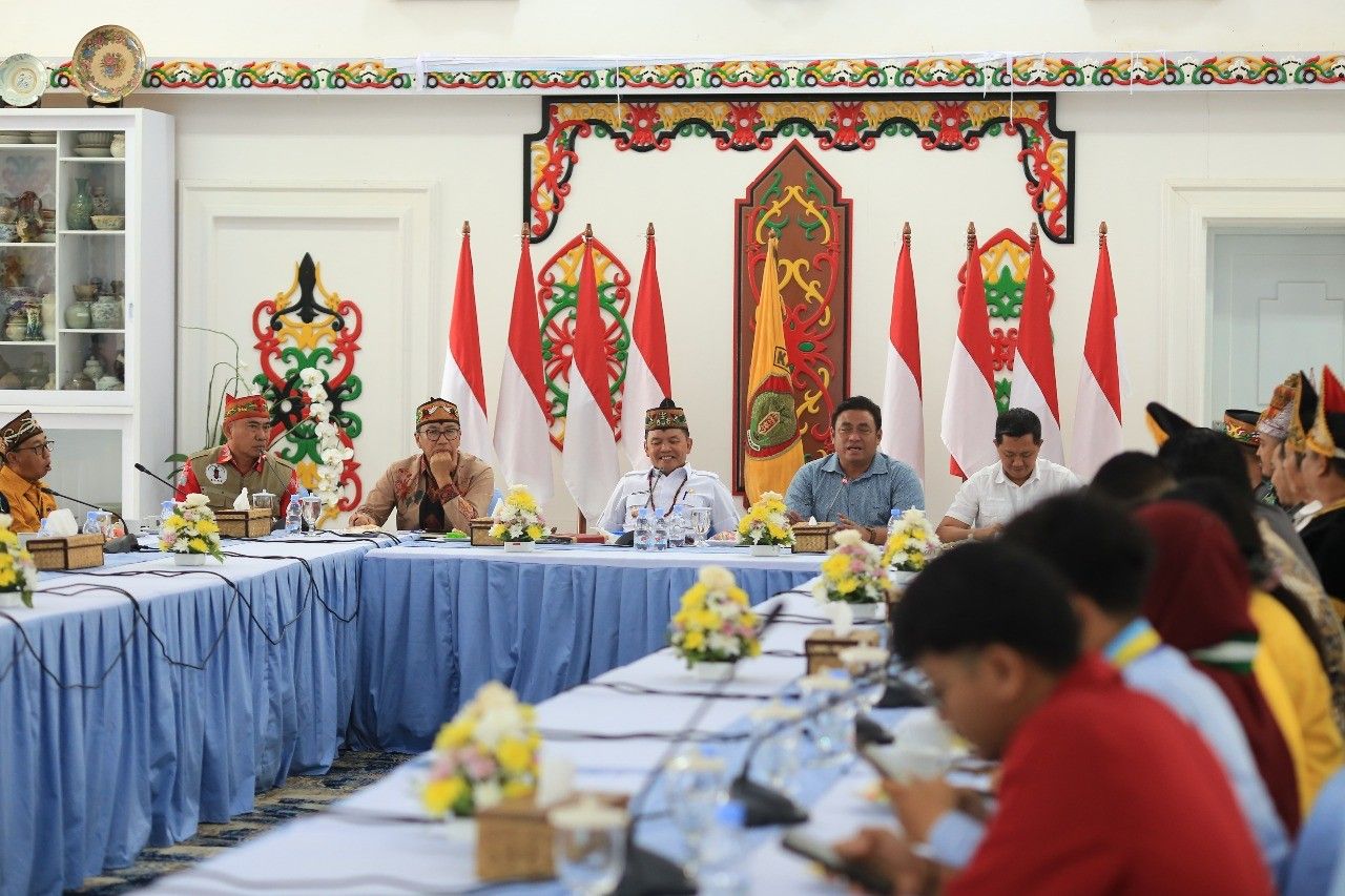 Gubernur Agustiar Sabran Ajak Mahasiswa dan Komunitas Kalteng Perkuat Solidaritas untuk Sumatera