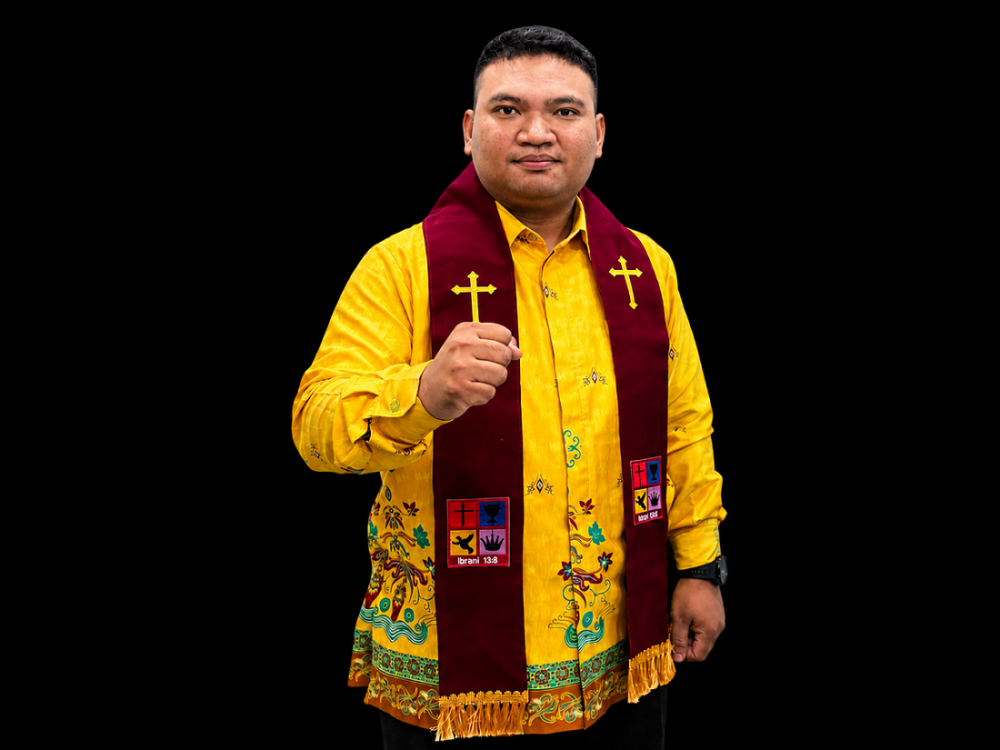 Pendeta Muda ini Desak Pemerintah Pusat Gerak Cepat Tangani Kabut Asap