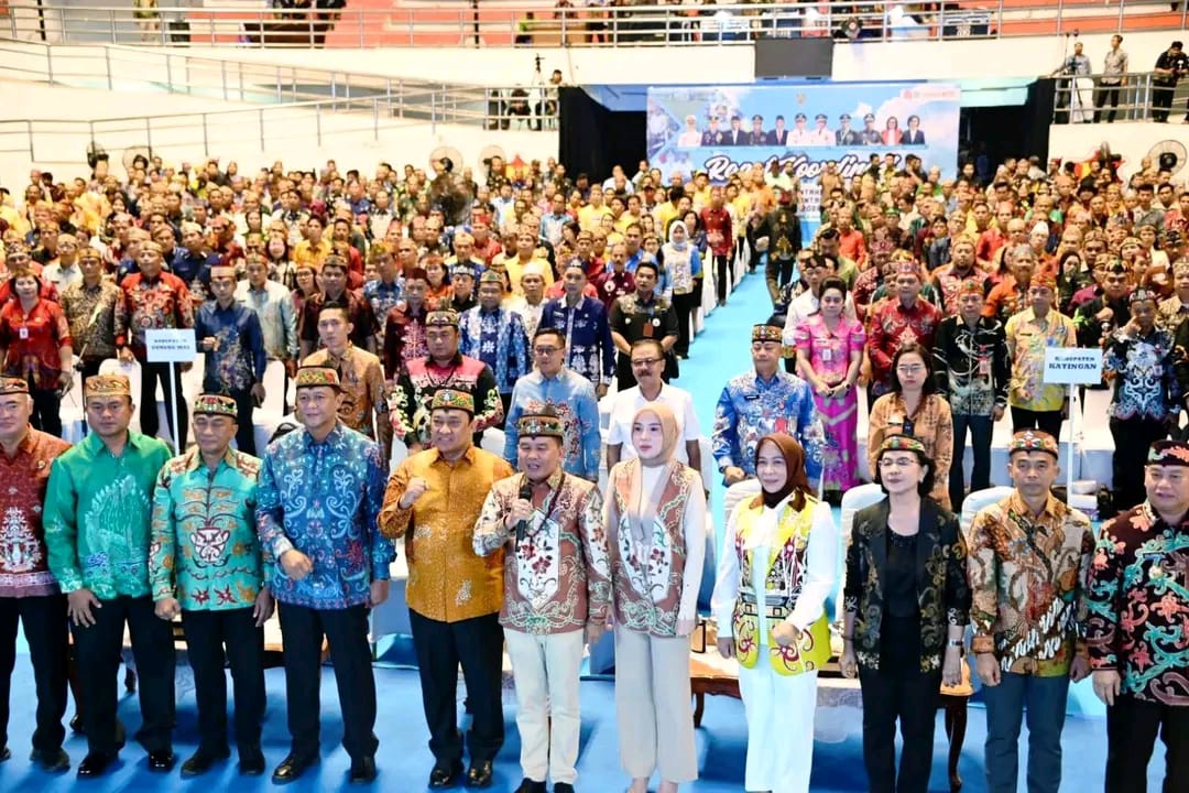 Kumpulkan Kades se-Kalteng, Agustiar Sabran Tekankan Tiga Pesan Penting